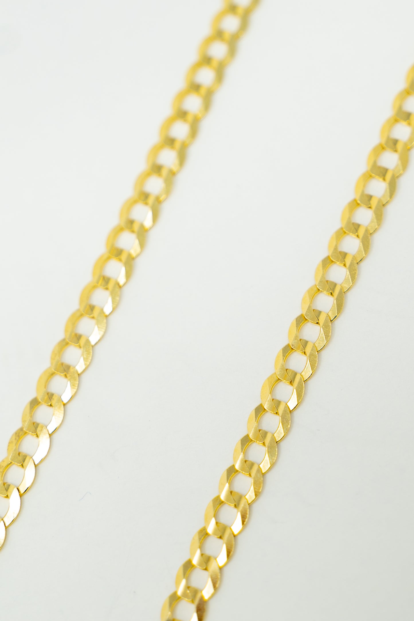 CHAIN CURB LINK ( MARTILLADA) 24X6MM