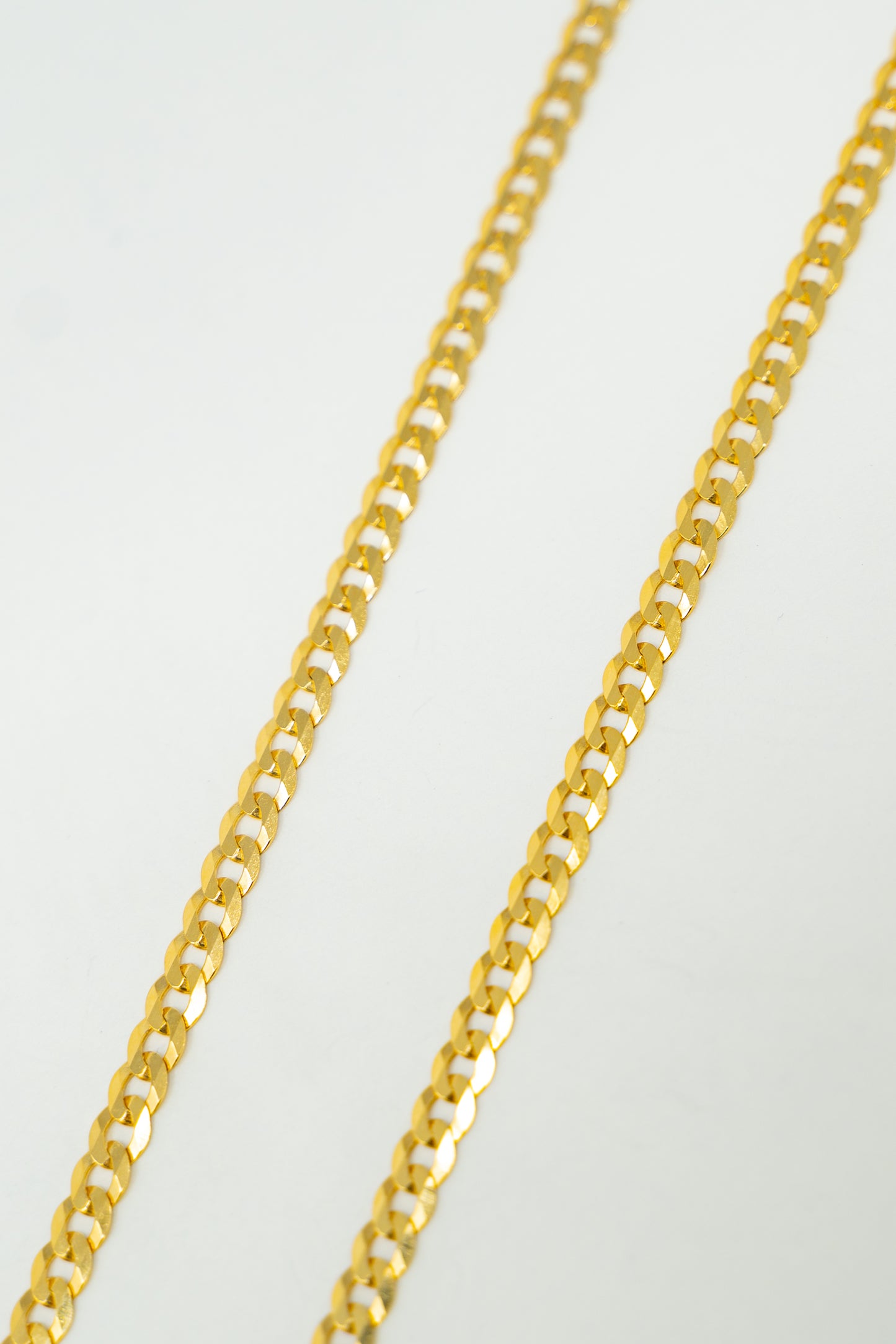 CHAIN CURB LINK ( MARTILLADA) 24X5MM