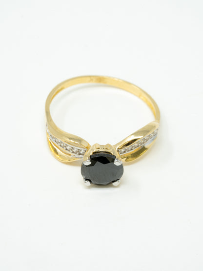 Lady's ring, solitaire Black stone