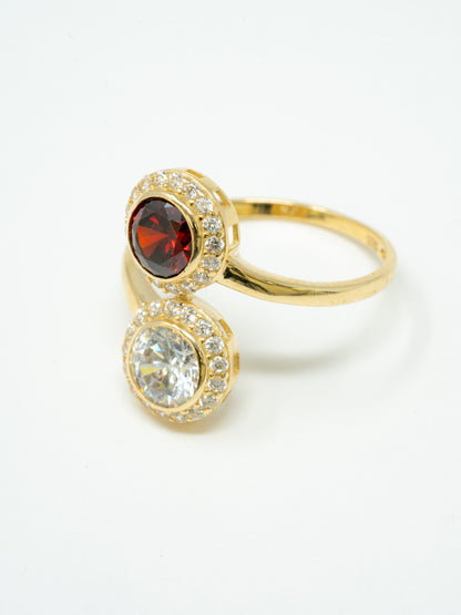 Round lady's ring, double red and white stone