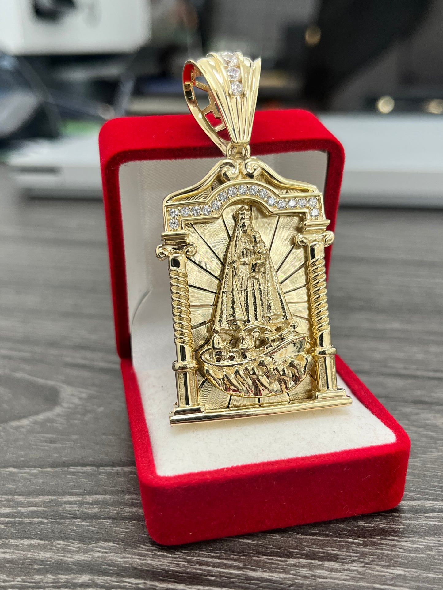 🇨🇺DIJE VIRGEN de la Caridad del Cobre 3D ORO 14K