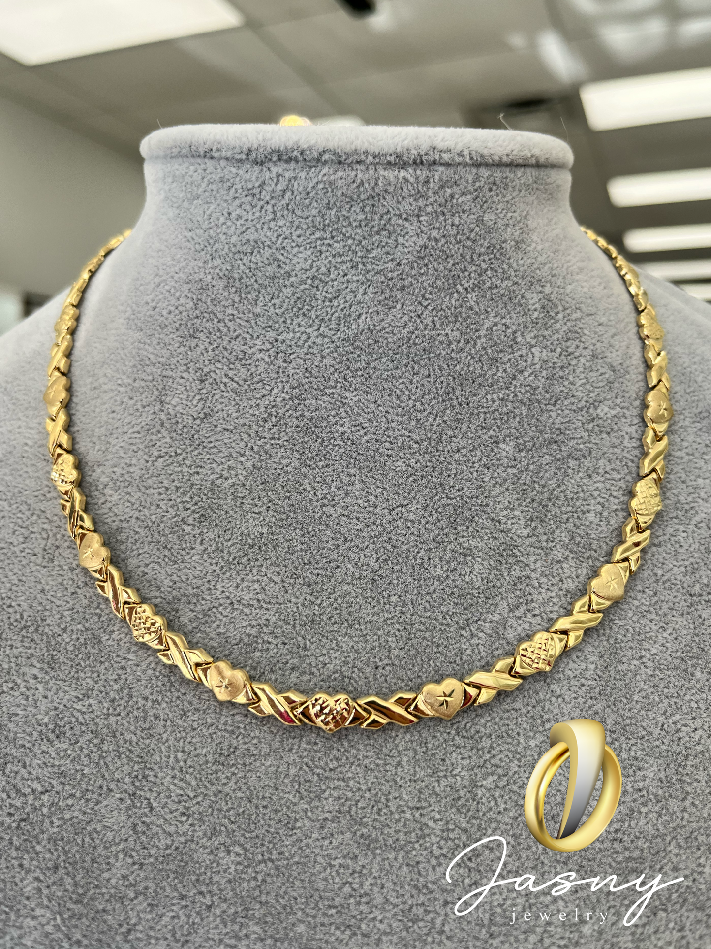 GARGANTILLA CORAZÓN ORO 10K ❤️ 10K GOLD HEART NECKLACE / CHOKER